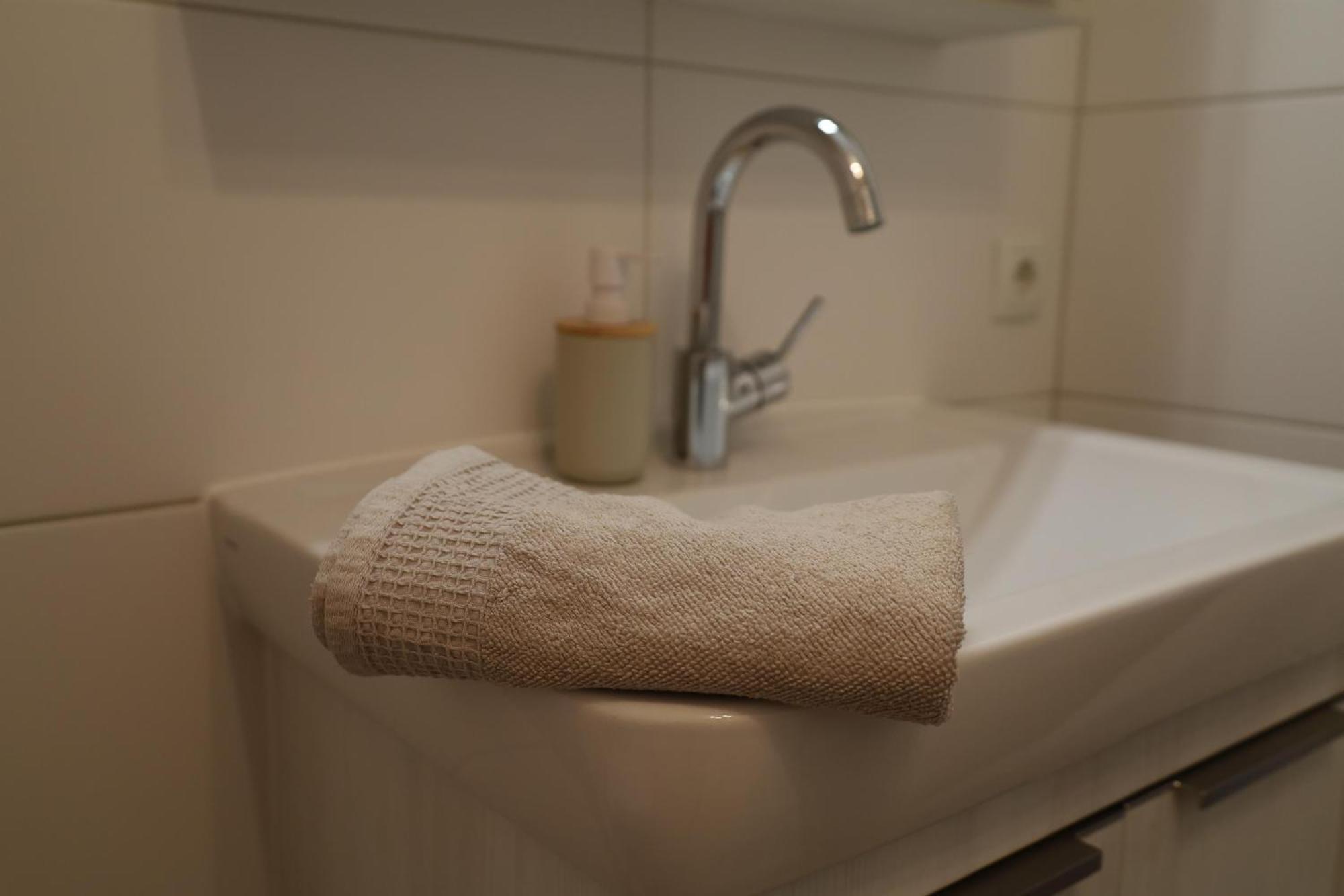 Ferienwohnung Familiengarten Volders Luaran gambar
